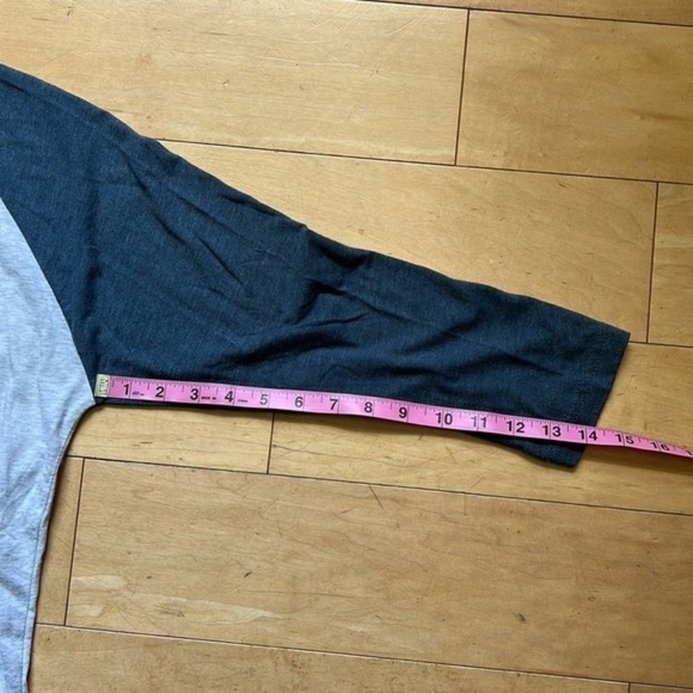 Next Level Apparel Graphic Raglan Small - Picture 9 of 9